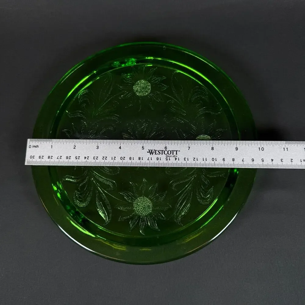 Depression Uranium Glass Flower 10'' Green Cake stand Plate vintage